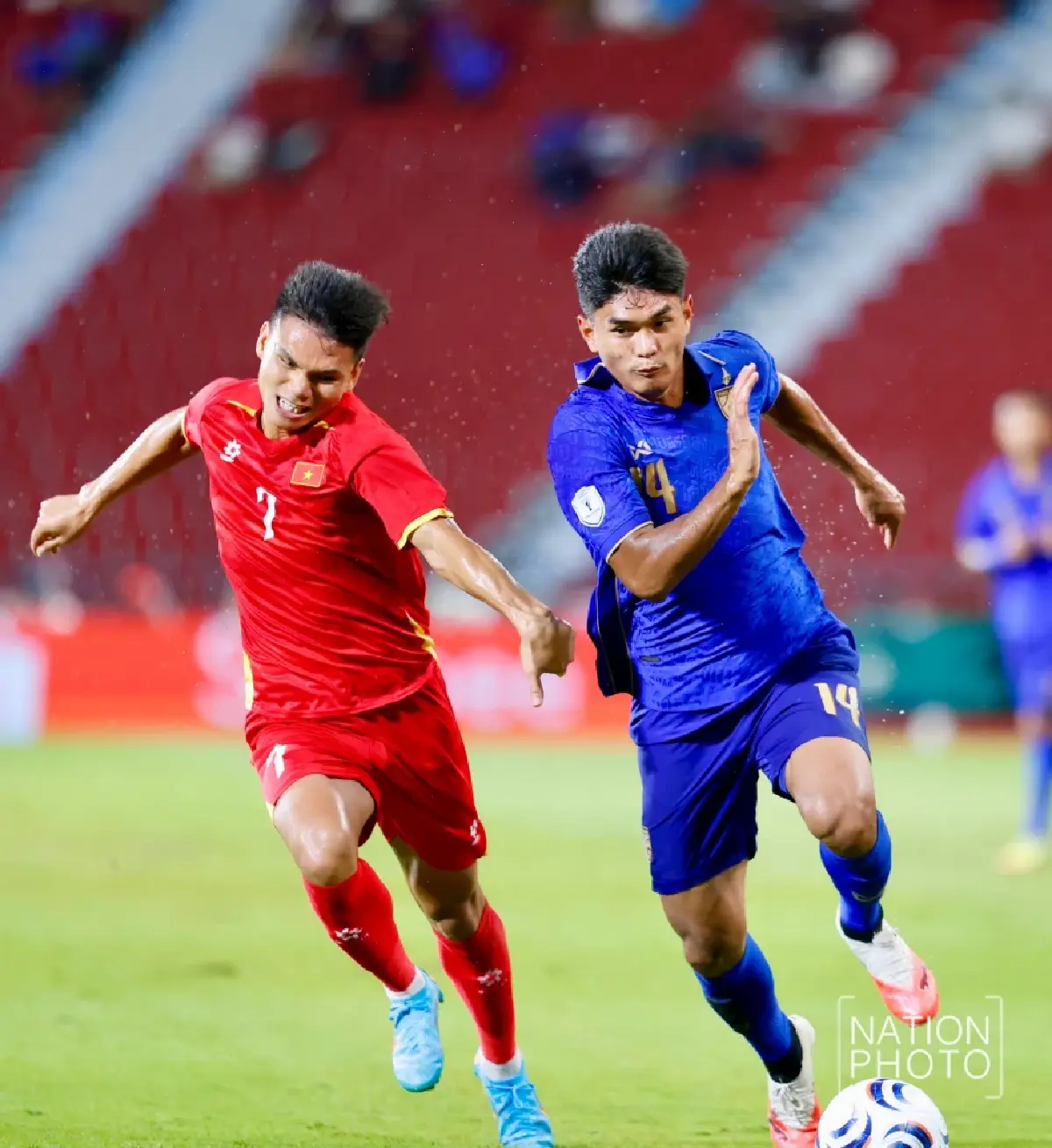 ไทยไม่รอด แพ้เวียดนามคาบ้าน 0-2 อาเซียน คัพรอบชิงฯนัดแรก