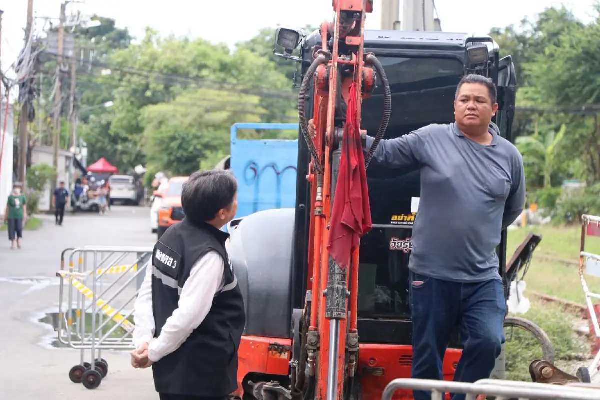 "ชัชชาติ" ไล่เช็ค 47 Data Center ทั่วกทม.  ย้ำทุกเขตตรวจเข้ม