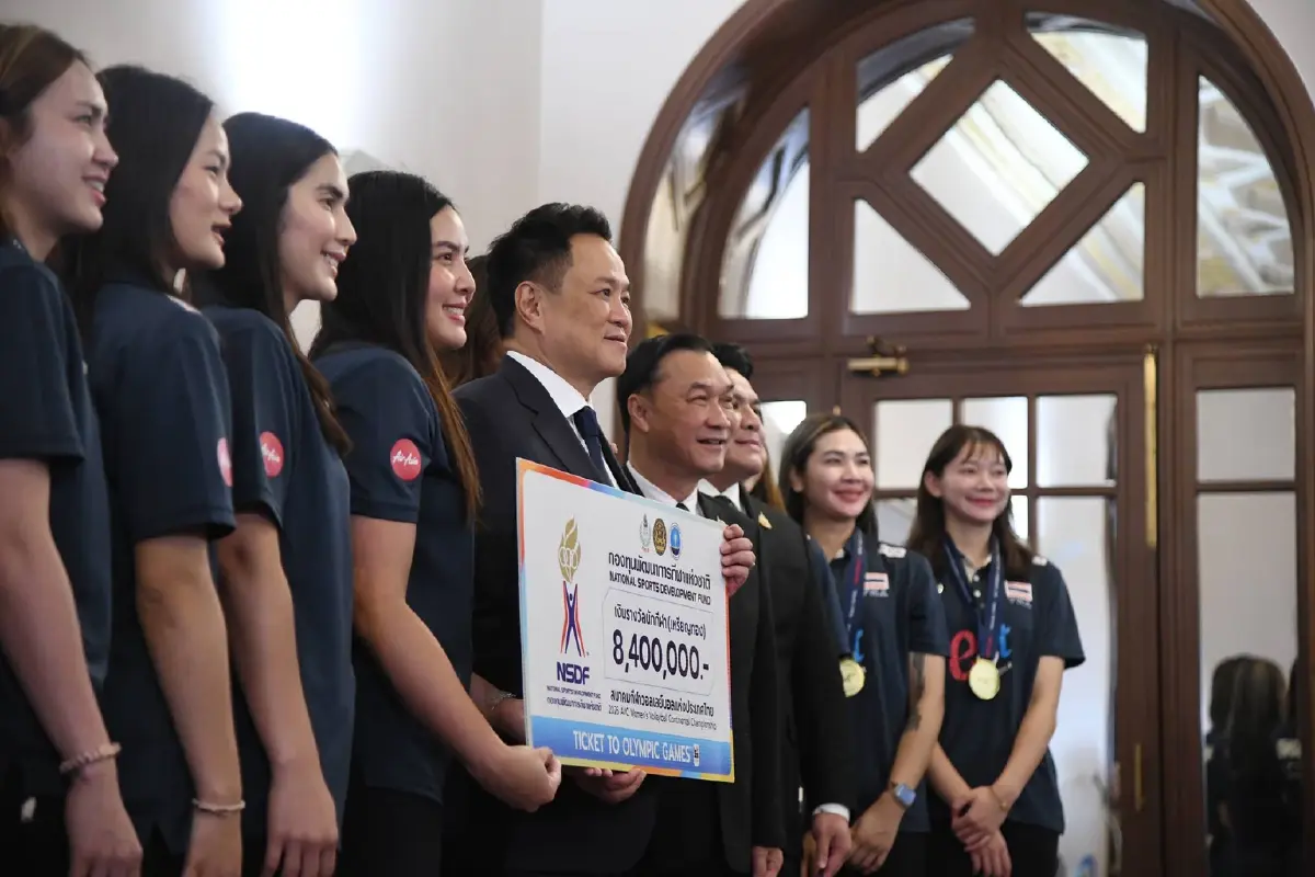 “อนุทิน” ต้อนรับนักตบสาวไทย หลังคว้าแชมป์เอเชียและตั๋วโอลิมปิก มอบรางวัล 14 ล้าน
