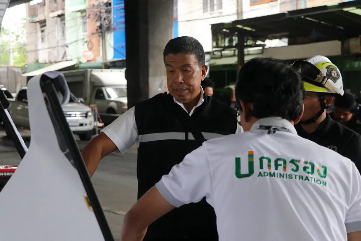 "ชัชชาติ" ไล่เช็ค 47 Data Center ทั่วกทม.  ย้ำทุกเขตตรวจเข้ม