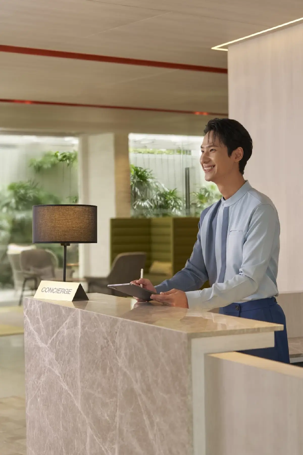 ออนิกซ์จับมือเกรฮาวด์ ออกแบบยูนิฟอร์มใหม่ปั้นภาพลักษณ์ชามา "บ้านในเมือง"