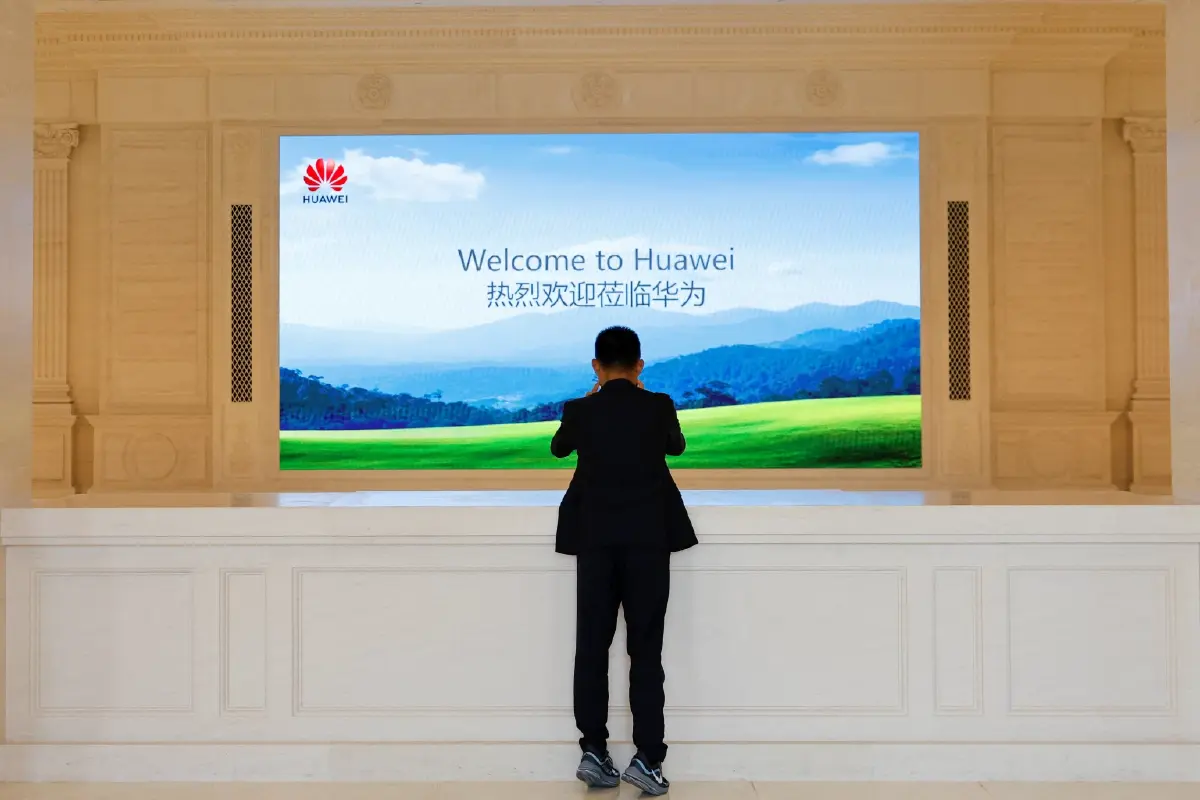 Huawei จ่อเปิดตัวชิปรุ่นใหม่ปี 2027 ชูจุดเด่นเชื่อมชิป AI ล้านตัว