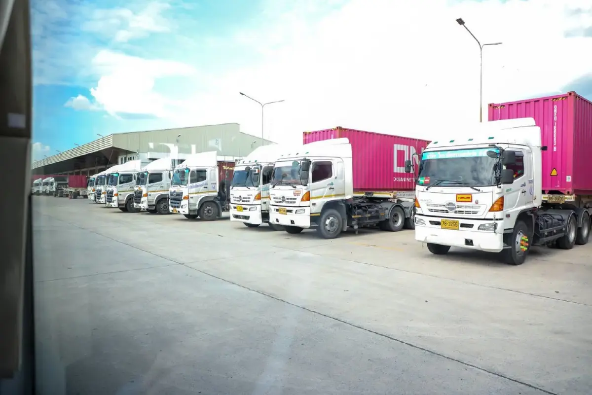 'พิพัฒน์' สั่ง คมนาคมเร่งแก้คอขวด ICD ลาดกระบัง เร่งสร้าง Ramp เชื่อม M7