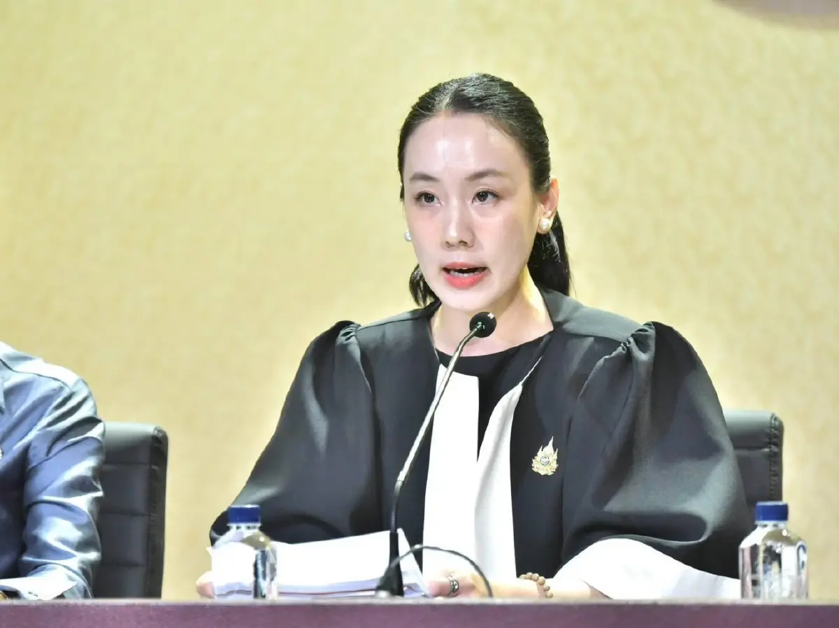 นางสาวลลิดา เพริศวิวัฒนา รองโฆษกประจำสำนักนายกรัฐมนตรี