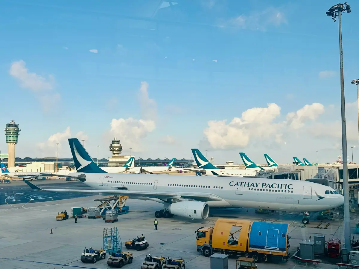 Cathay Pacific ผนึก Google ดึง AI จัดการ "เมฆหางเครื่องบิน" ตัวการโลกร้อน