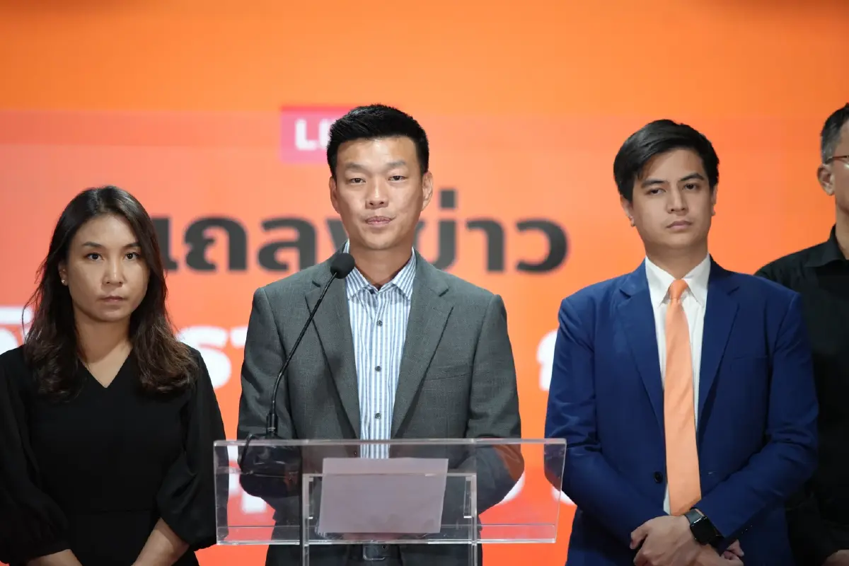 พรรคประชาชนเปิด 5 มาตรการ ลุยฟ้อง กกต. ปมตัดตอนคดีโกง สว.