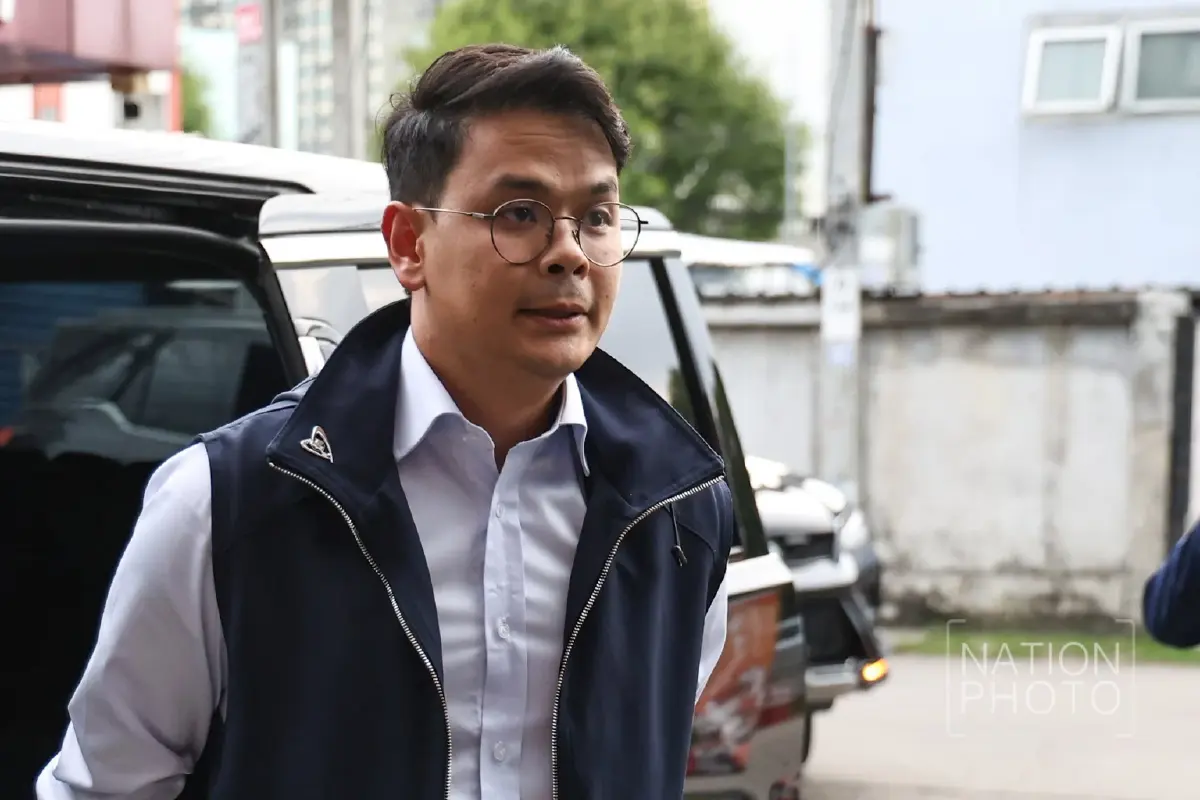 ไชยชนก ชิดชอบ รมว.ดีอี