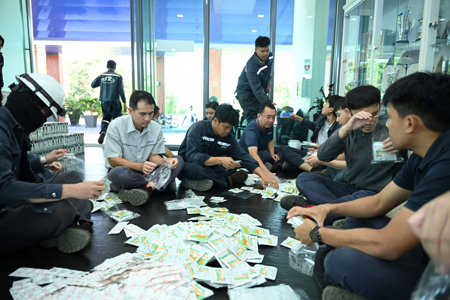 GULF ระดมทีม ‘กัลฟ์อาสา’ ช่วยเหลือผู้ประสบภัยน้ำท่วมพื้นที่กรุงเทพมหานคร