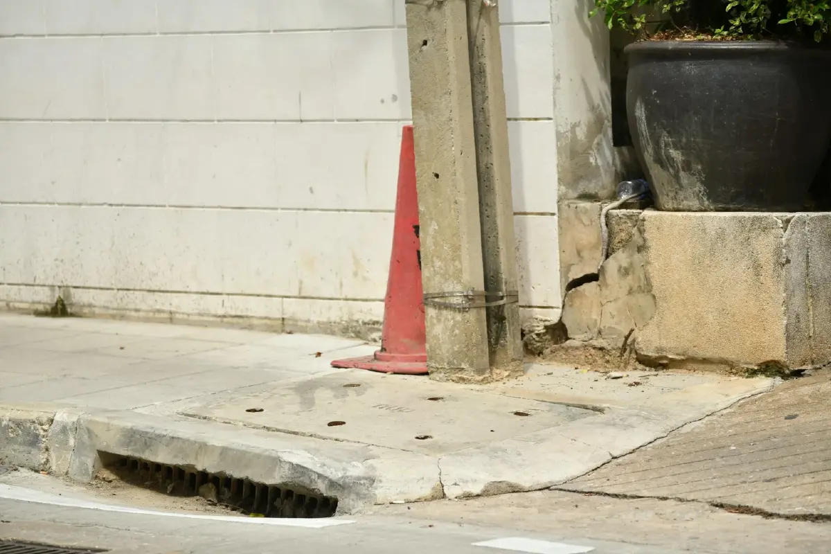 เจอปัญหาเพียบ ! คนใช้วีลแชร์เจออะไรบนทางเท้า หลังกทม.ส่องอุปสรรคทั่วกรุง