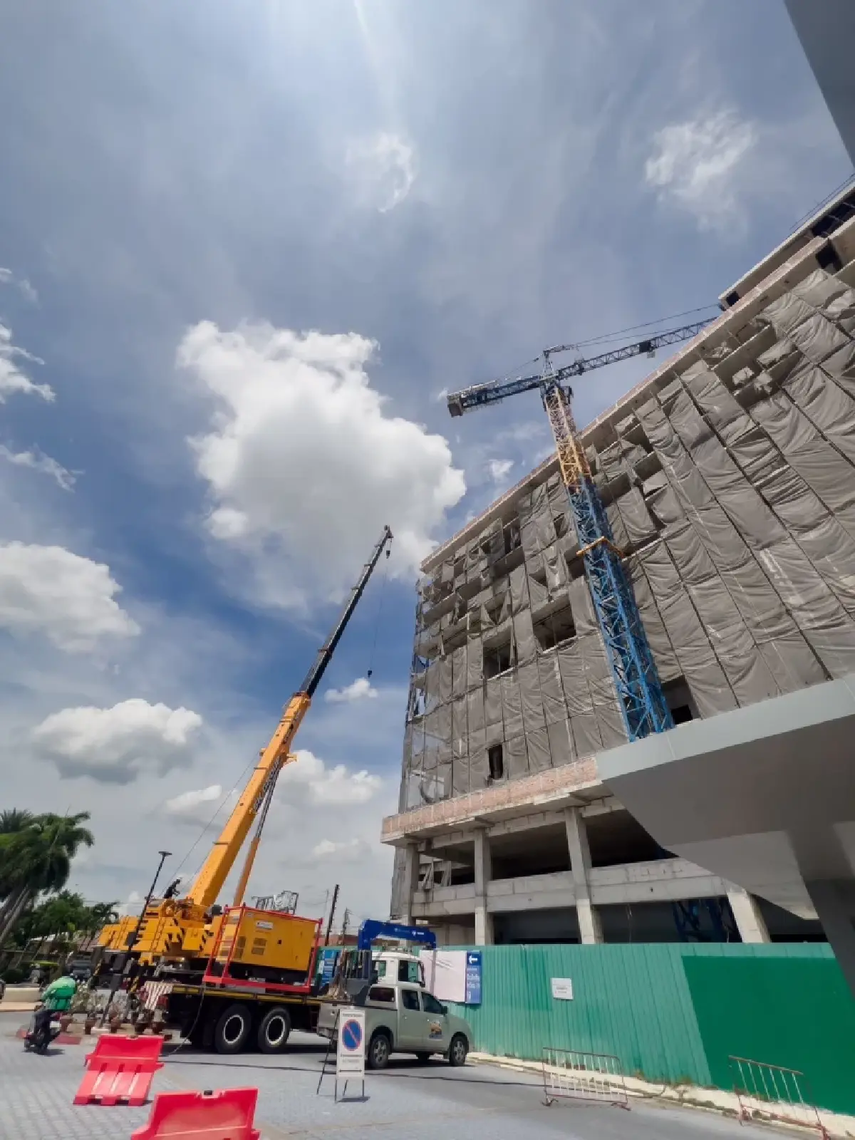 "สรรเพชญ" เผยอาคาร 9 ชั้น รพ.สงขลา เดินหน้า! ลงนามธันวาคมนี้