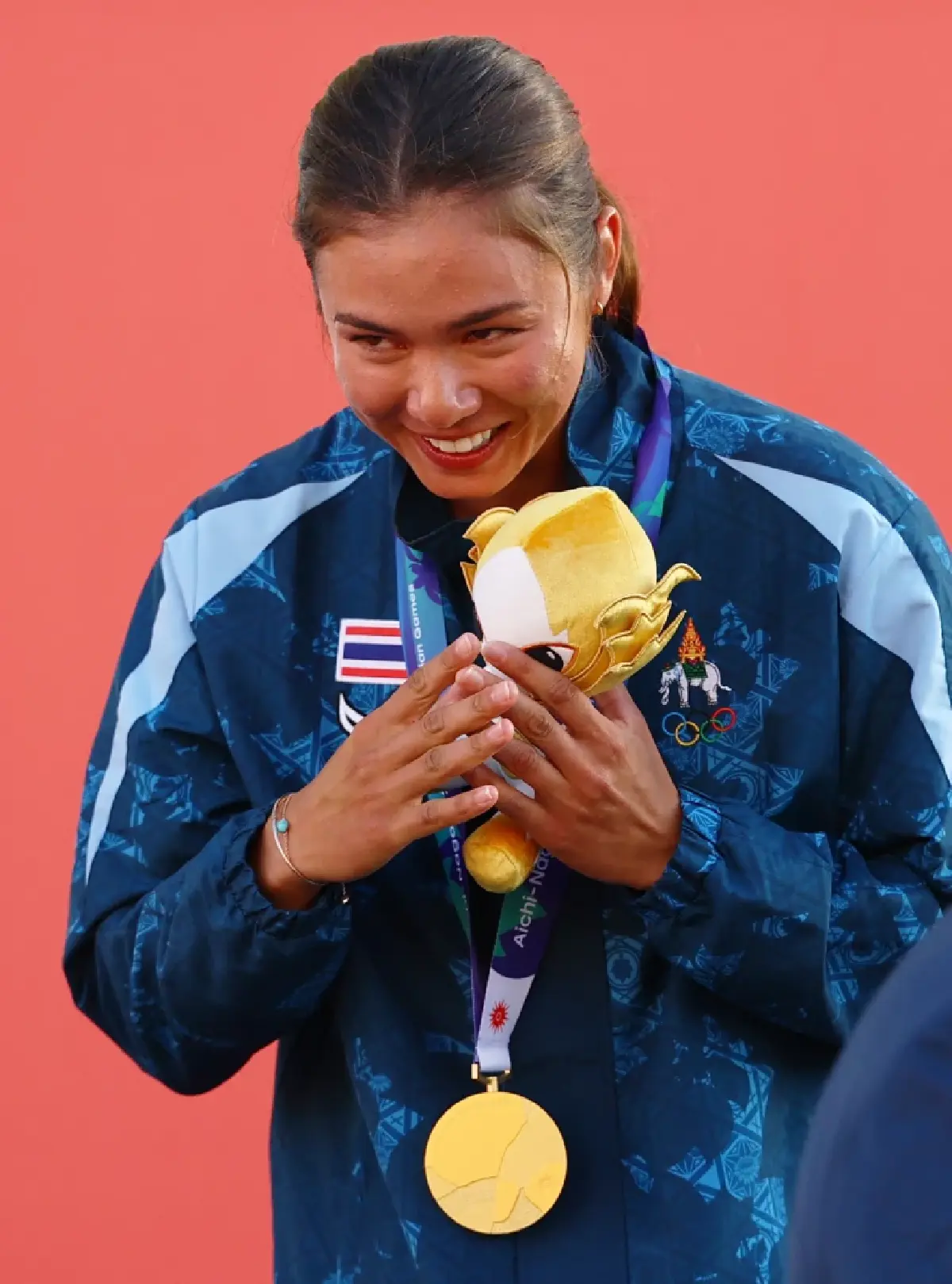 "โซเฟีย" ผงาดแล่นเรือใบคว้าทองเอเชียนเกมส์ ซิวตั๋วโอลิมปิก 2028