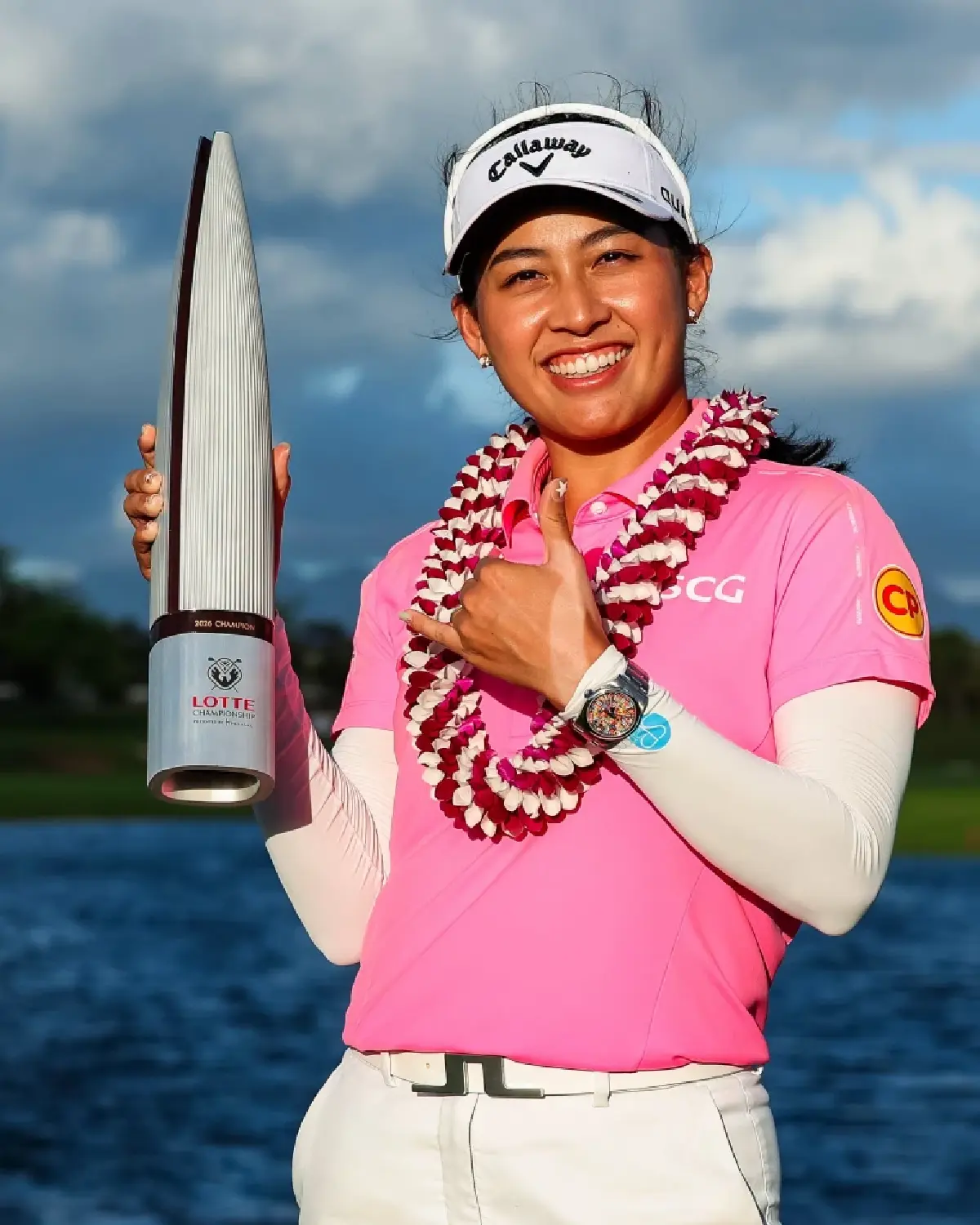 โปรจีนกับโทรฟี่แชมป์ : ภาพ LPGA