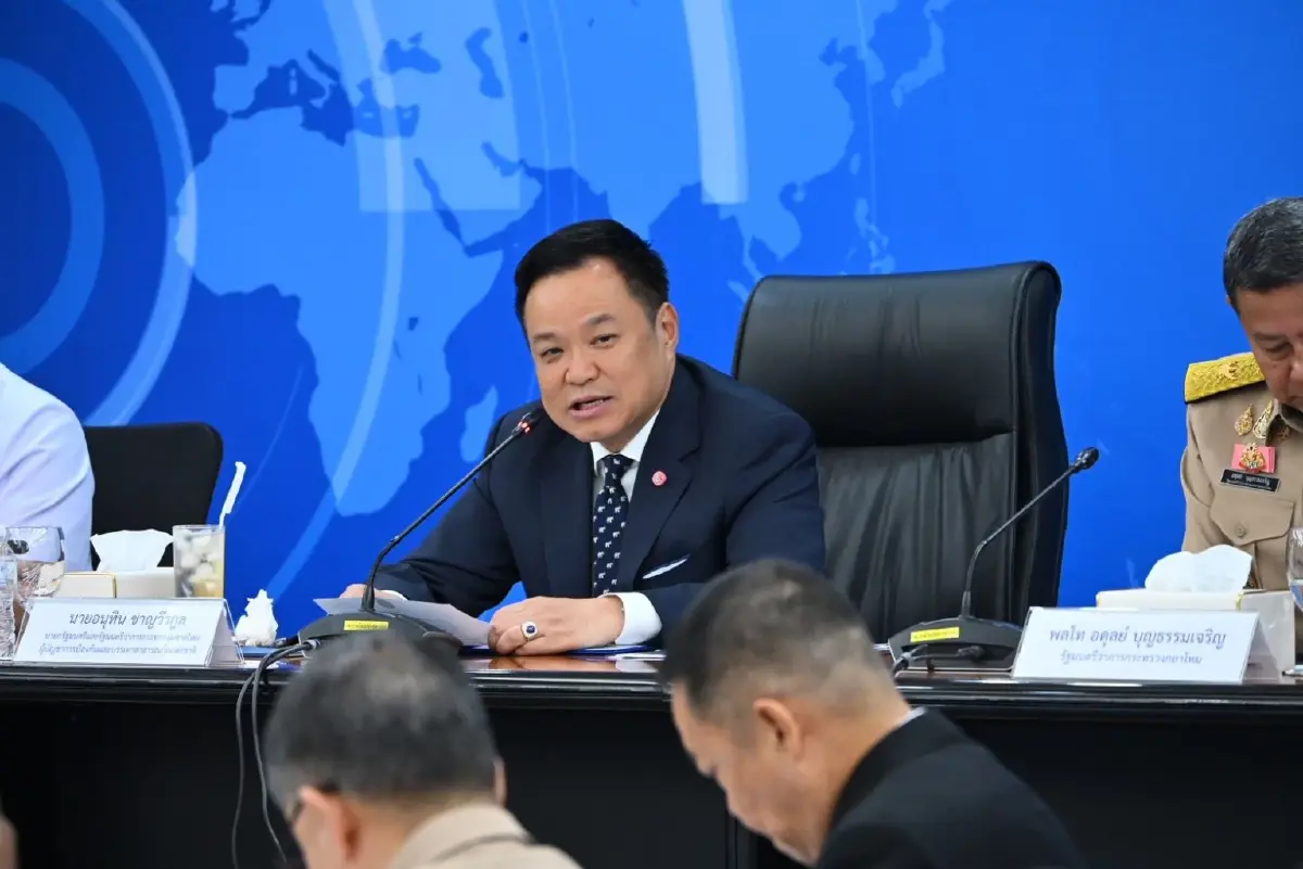 ประชุมปภ.วันที่12 เตือนภาคใต้เฝ้าระวังฝนตกหนัก สั่งเร่งโอนเงินเยียวยาน้ำท่วม