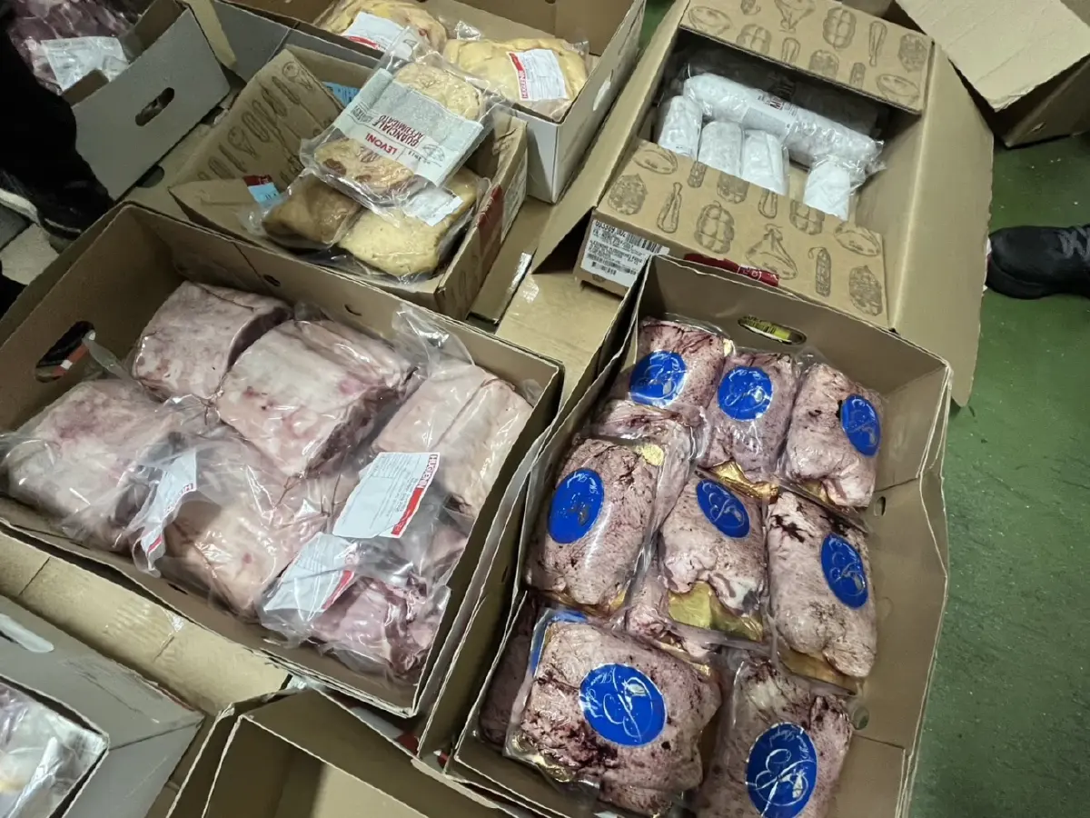 กษ. จับซากสัตว์พรีเมียมเถื่อนสุวรรณภูมิ 21 รายการ มูลค่ากว่า 1.2 ล้าน