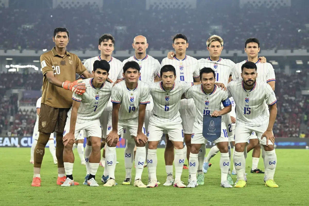 ผลบอล ไทย 10 คนยันเจ๊า 2-2 อินโดนิเซีย ดวลโทษแพ้ ได้รองแชมป์ฟีฟ่า อาเซียน คัพ