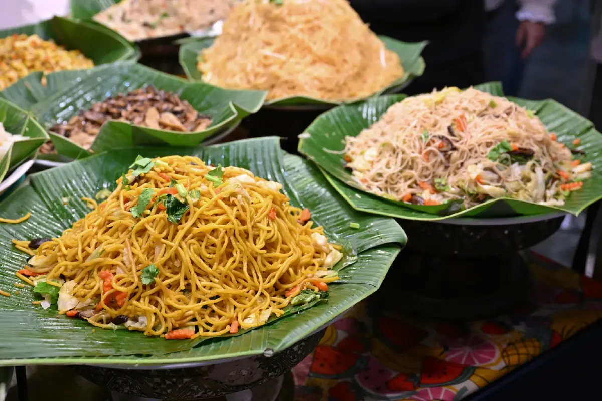 ไอคอนสยามชวนกินเจมิติใหม่ J-Licious อิ่ม1,000เมนู-มู3องค์เทพ