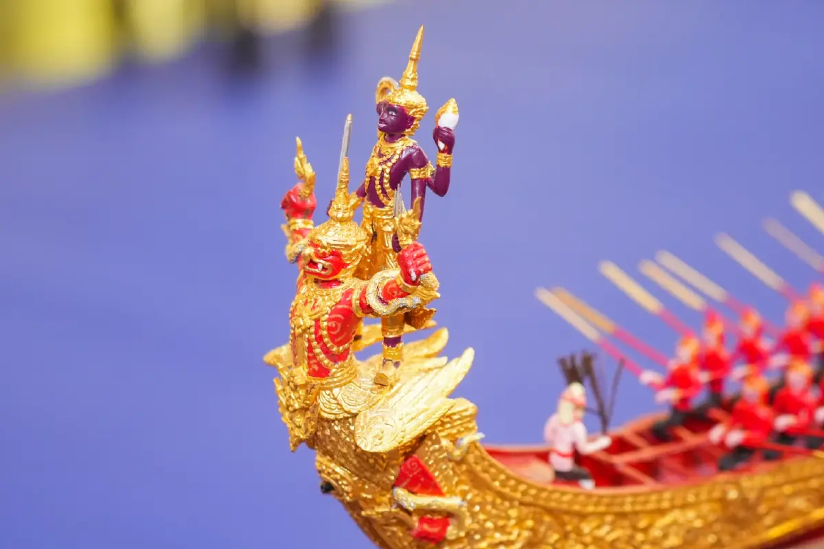 เปิดโลก 52 เรือพระราชพิธี ชมศิลป์ไทยผ่านพยุหยาตราทางชลมารค