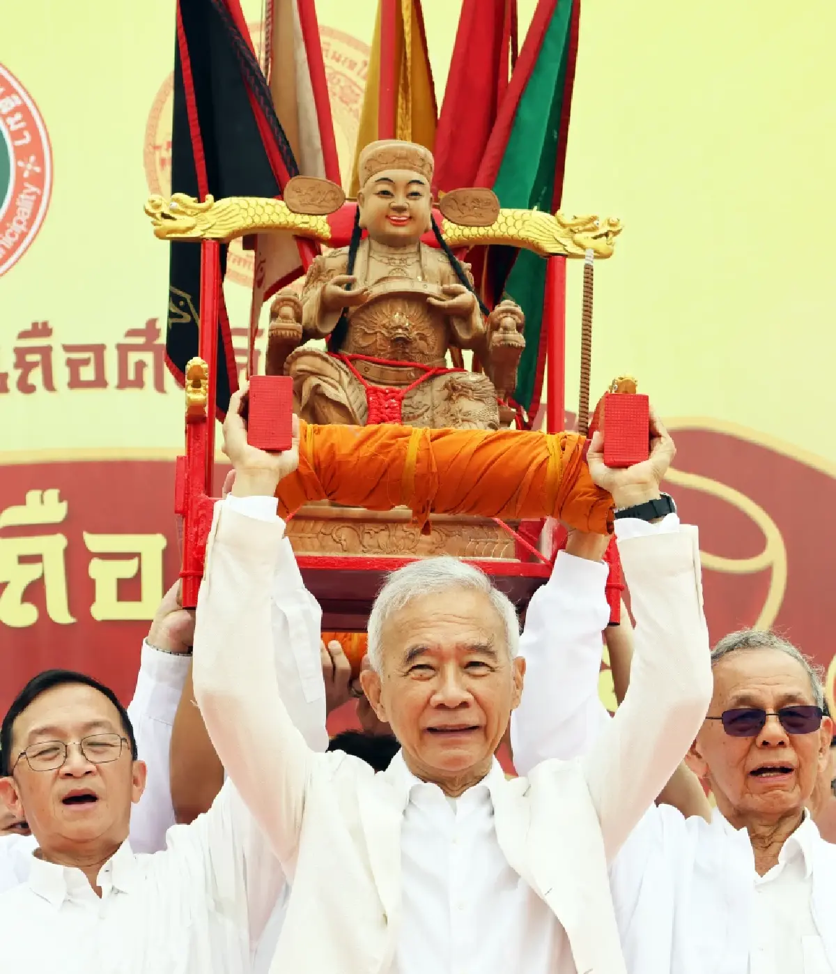 "สุวัจน์" เปิดเทศกาลกินเจโคราชปีที่ 20 สุดยิ่งใหญ่ตลอด 9 วัน