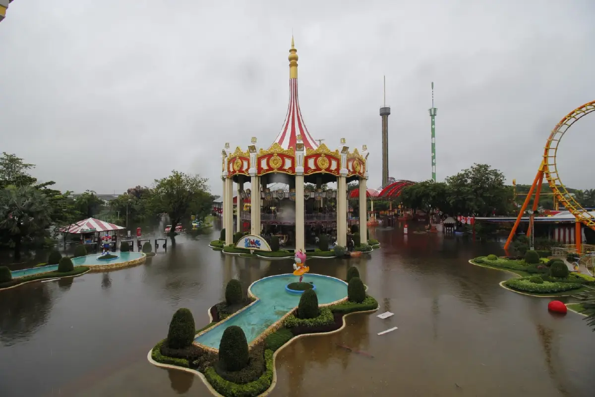 ถอดใจหรือไปต่อ? 'สวนสยาม' ในวันที่จมน้ำกับโจทย์ใหญ่ 500 ล้าน