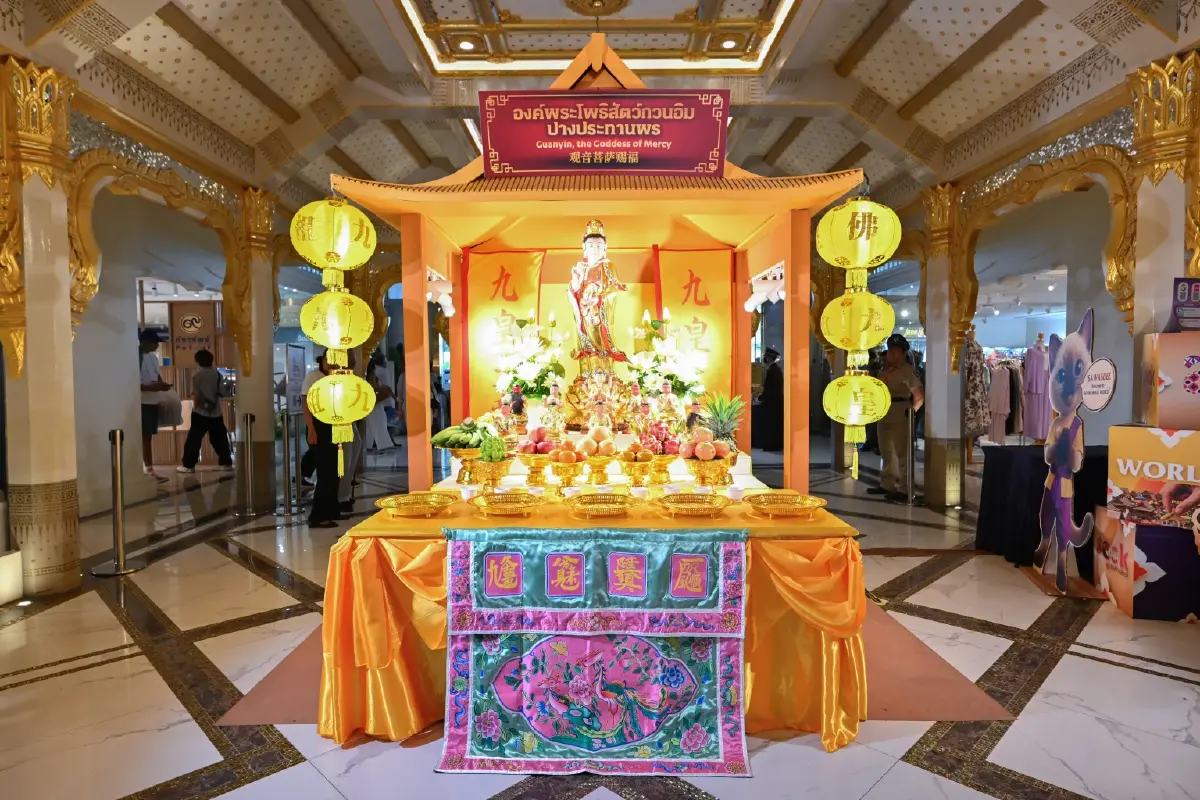 ไอคอนสยามชวนกินเจมิติใหม่ J-Licious อิ่ม1,000เมนู-มู3องค์เทพ