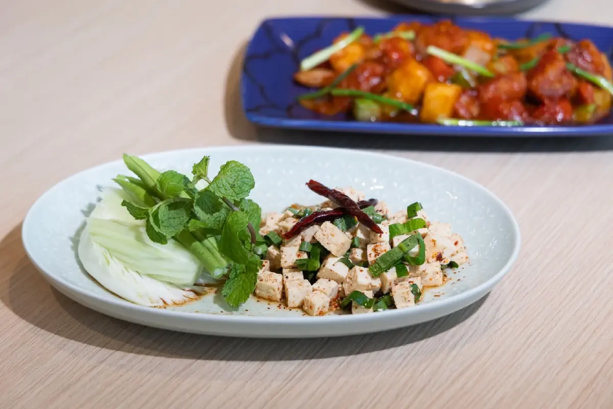 ไอคอนสยามชวนกินเจมิติใหม่ J-Licious อิ่ม1,000เมนู-มู3องค์เทพ