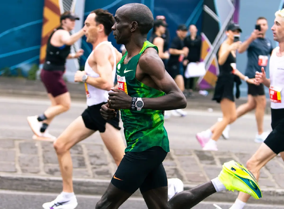 สัปดาห์แห่งชัยชนะ! นักกีฬา Nike ทุบสถิติโลก-สร้างแรงบันดาลใจ