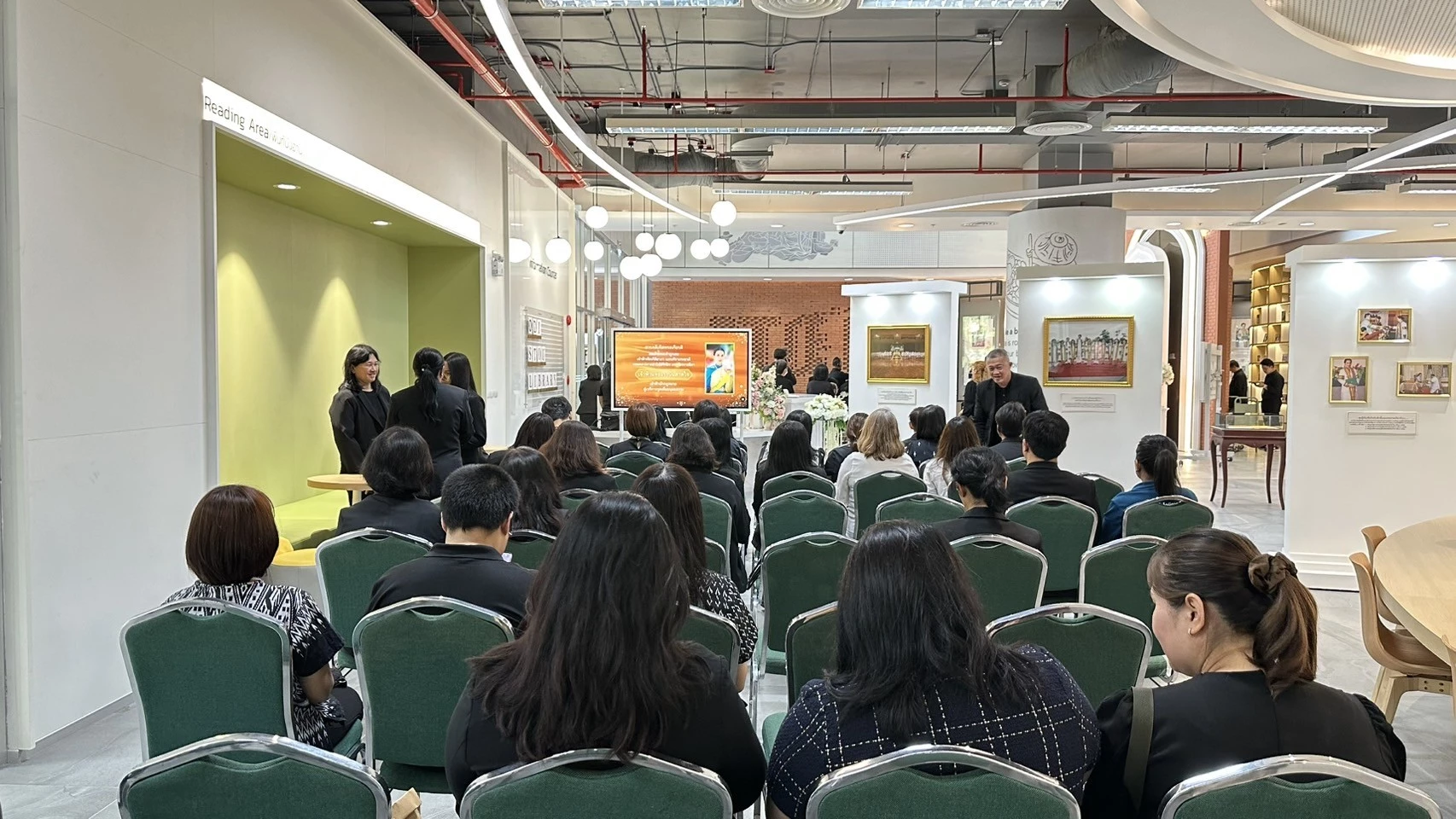 image-gallery