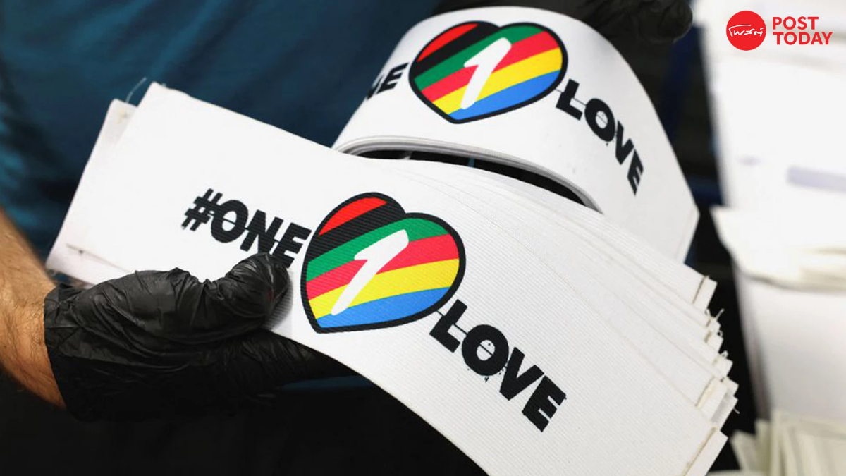 ฟีฟ่าแบนยังไงให้ยอดขายพุ่ง? ปลอกแขนสีรุ้ง ‘One Love’ เกลี้ยงสต็อก ฟีฟ่าแบนยังไงให้ยอดขายพุ่ง? ปลอกแขนสีรุ้ง ‘One Love’ เกลี้ยงสต็อก
