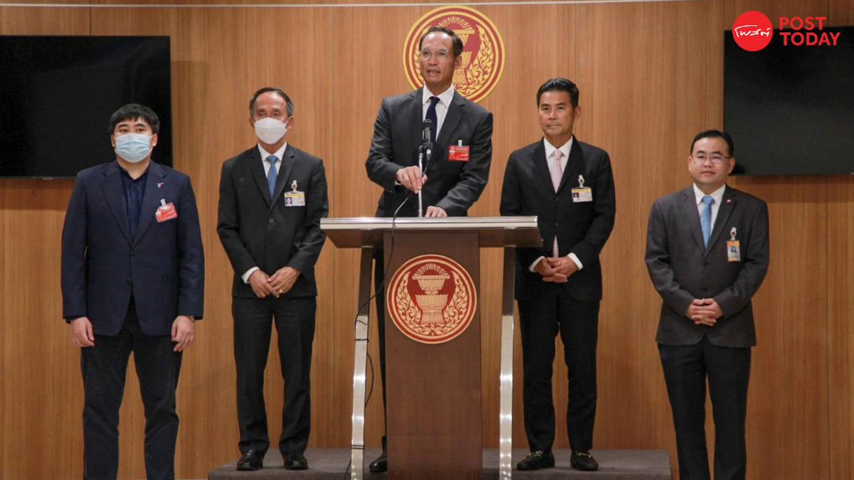 "กรณ์ "เสนอรัฐบาลออกพ.ร.ก.เก็บภาษีลาภลอยโรงกลั่นทำได้น้ำมันถูกลง "กรณ์ "เสนอรัฐบาลออกพ.ร.ก.เก็บภาษีลาภลอยโรงกลั่นทำได้น้ำมันถูกลง