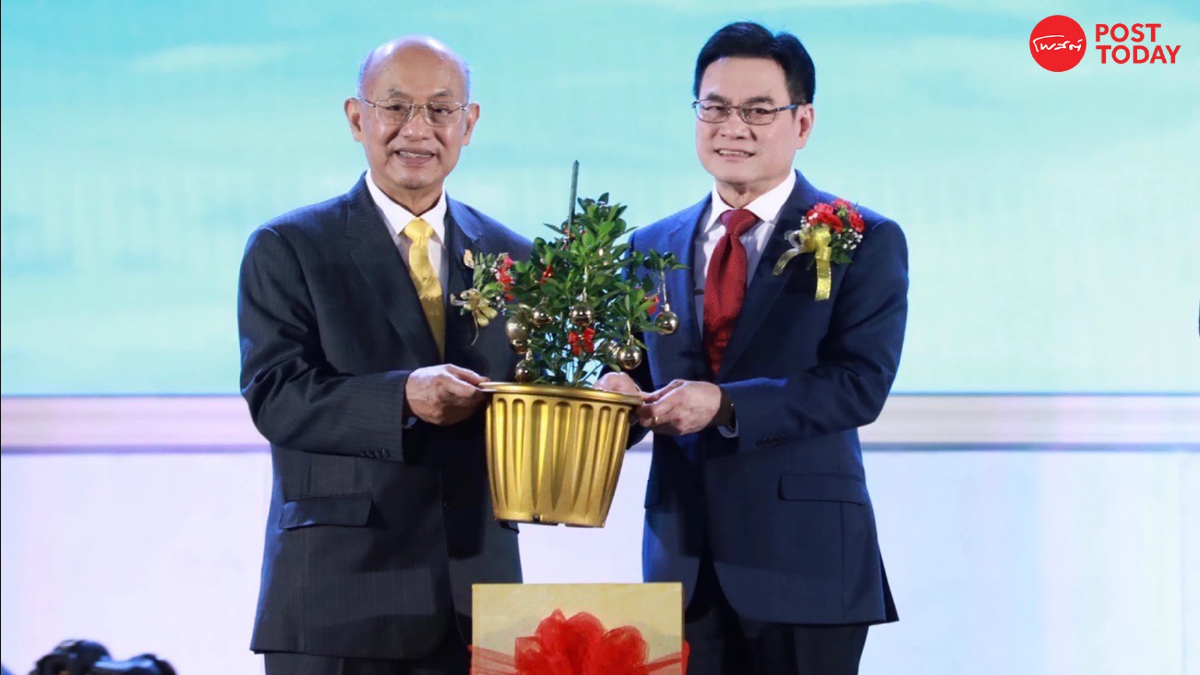 ‘จุรินทร์’ ร่วมแสดงความยินดี 60 ปีตระกูลลิ้ม ประเทศไทย ‘จุรินทร์’ ร่วมแสดงความยินดี 60 ปีตระกูลลิ้ม ประเทศไทย
