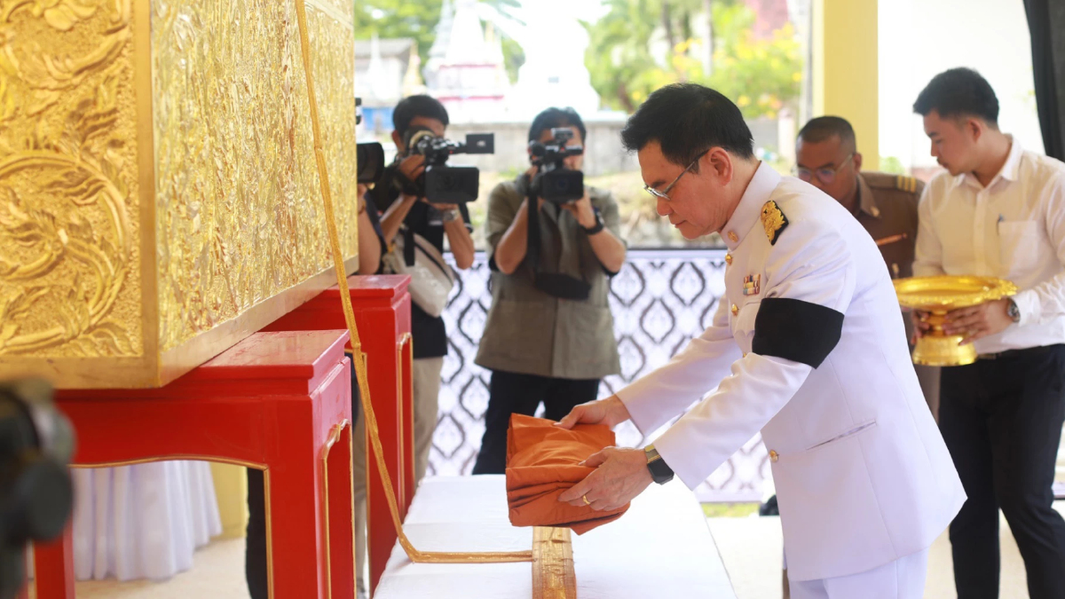 สำนึกในพระมหากรุณาธิคุณโปรดเกล้าฯพระราชทานเพลิงศพวีระบิดาจุรินทร์ สำนึกในพระมหากรุณาธิคุณโปรดเกล้าฯพระราชทานเพลิงศพวีระบิดาจุรินทร์