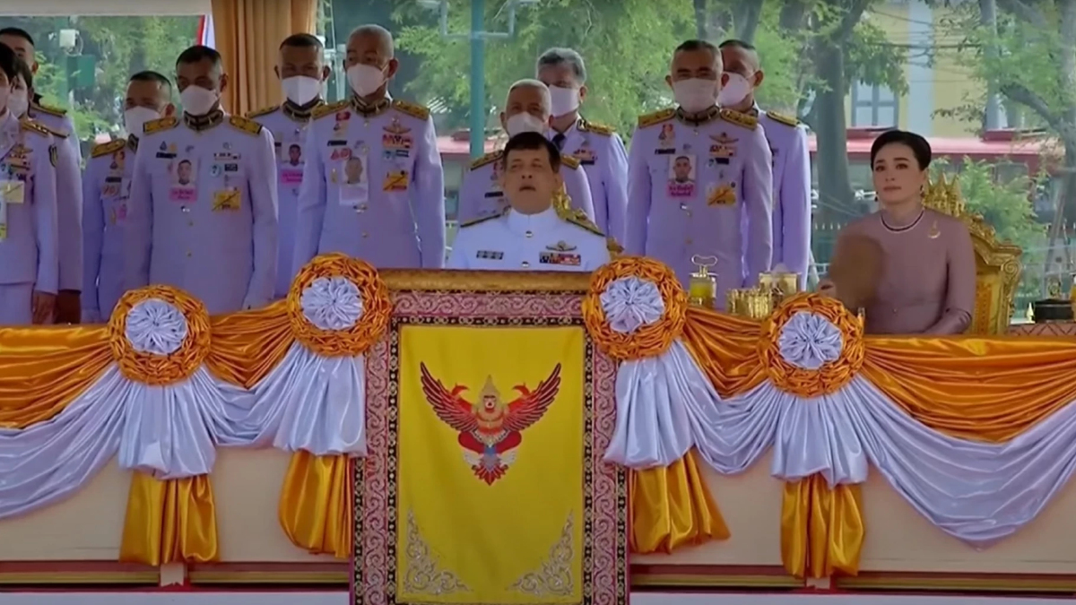 ในหลวง พระราชินี เสด็จพระราชพิธีพืชมงคลจรดพระนังคัลแรกนาขวัญ 2566 ในหลวง พระราชินี เสด็จพระราชพิธีพืชมงคลจรดพระนังคัลแรกนาขวัญ 2566