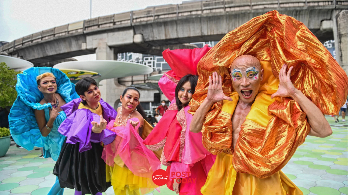 ทูตนฤมิต งาน BANGKOK PRIDE ตัวแทนกระบอกเสียงชาวสีรุ้ง ทูตนฤมิต งาน BANGKOK PRIDE ตัวแทนกระบอกเสียงชาวสีรุ้ง
