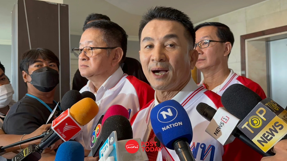 'หมอชลน่าน'เผยเพื่อไทยพร้อมให้สมาชิกถกปมร้อนเก้าอี้ประธานสภา 'หมอชลน่าน'เผยเพื่อไทยพร้อมให้สมาชิกถกปมร้อนเก้าอี้ประธานสภา