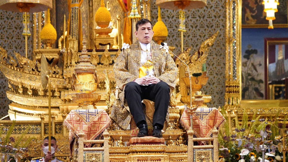 'ในหลวง'เสด็จออกมหาสมาคม วันเฉลิมพระชนมพรรษา พ.ศ.2566 'ในหลวง'เสด็จออกมหาสมาคม วันเฉลิมพระชนมพรรษา พ.ศ.2566