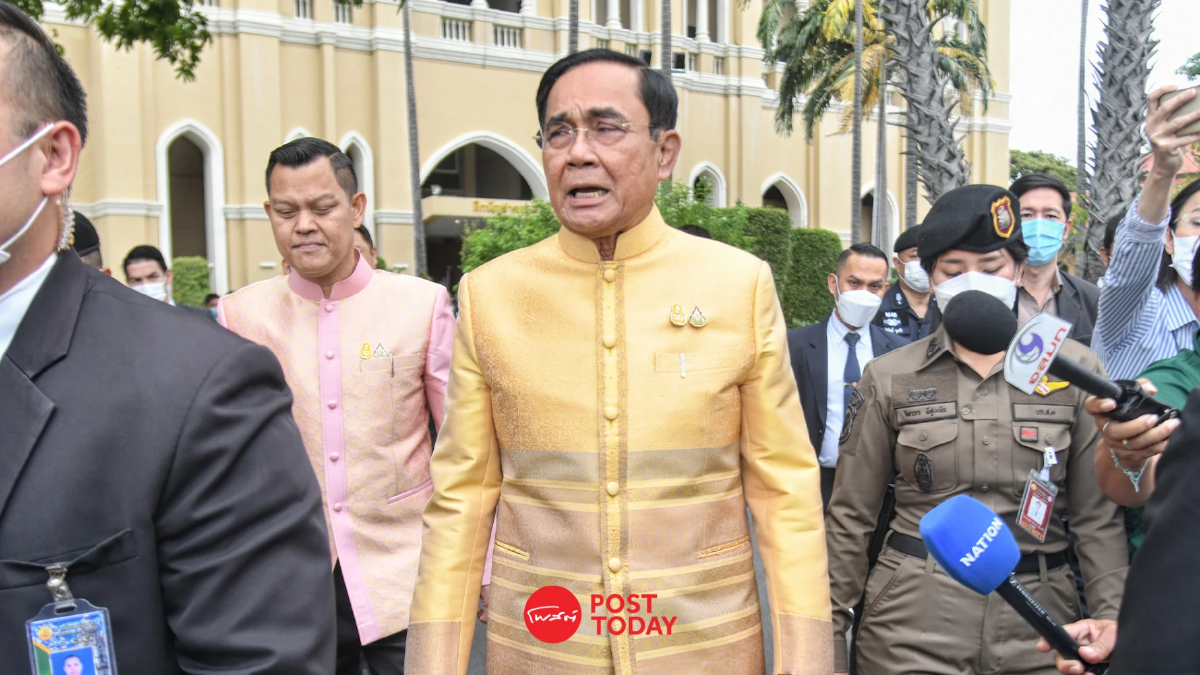 ประยุทธ์ตอบ "แล้วแต่" ปมพรรคการเมืองขั้วเดิมช่วยเพื่อไทยตั้งรัฐบาล ประยุทธ์ตอบ "แล้วแต่" ปมพรรคการเมืองขั้วเดิมช่วยเพื่อไทยตั้งรัฐบาล