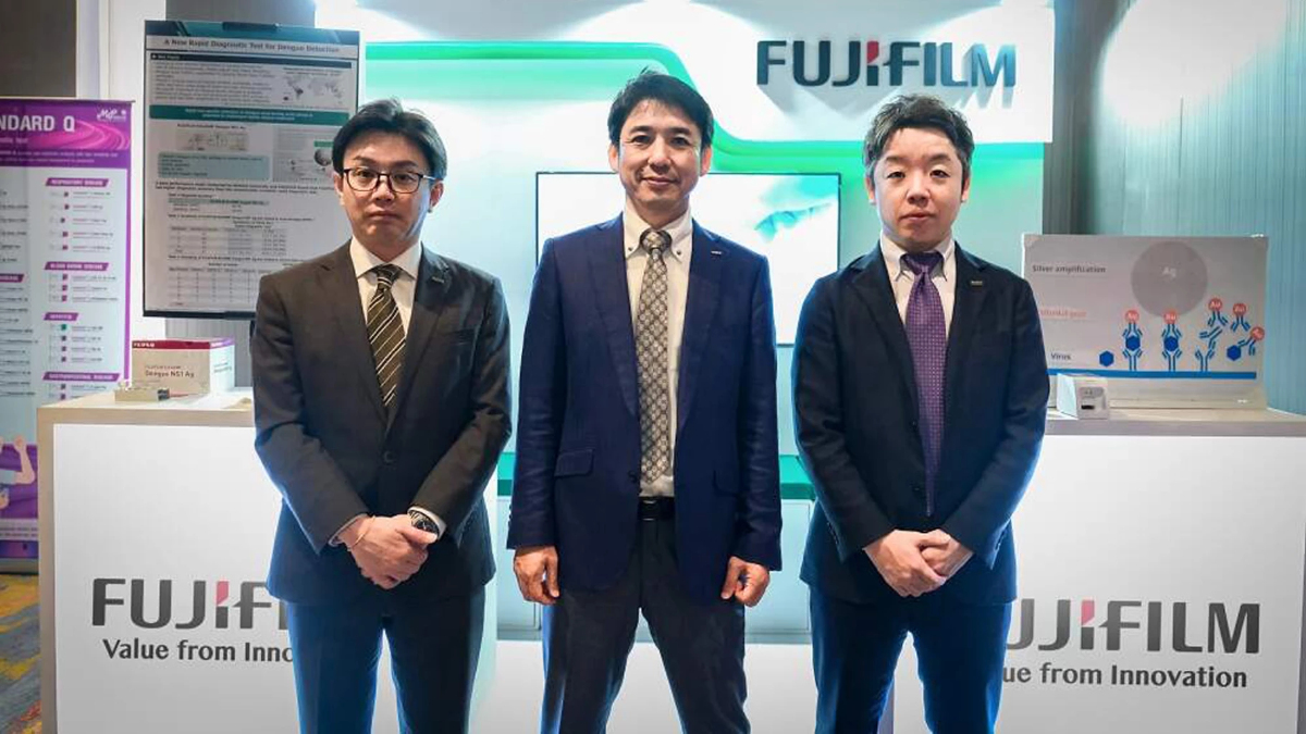 ฟูจิฟิล์ม โชว์นวัตกรรมตรวจวินิจฉัยไข้เลือดออก สู่สังคม Zero Dengue Death ฟูจิฟิล์ม โชว์นวัตกรรมตรวจวินิจฉัยไข้เลือดออก สู่สังคม Zero Dengue Death