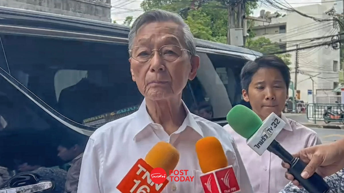ชวนปัดวิจารณ์ทักษิณขอพระราชทานอภัยโทษ ทุกคนต้องอยู่ใต้กฎหมายเดียวกัน ชวนปัดวิจารณ์ทักษิณขอพระราชทานอภัยโทษ ทุกคนต้องอยู่ใต้กฎหมายเดียวกัน