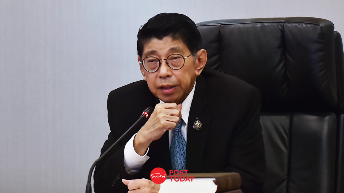 วิษณุเปิดขั้นตอนกฎหมายเมื่อทักษิณกลับไทยชี้หากไม่ได้อภัยโทษติดคุกรอ 2 ปี วิษณุเปิดขั้นตอนกฎหมายเมื่อทักษิณกลับไทยชี้หากไม่ได้อภัยโทษติดคุกรอ 2 ปี