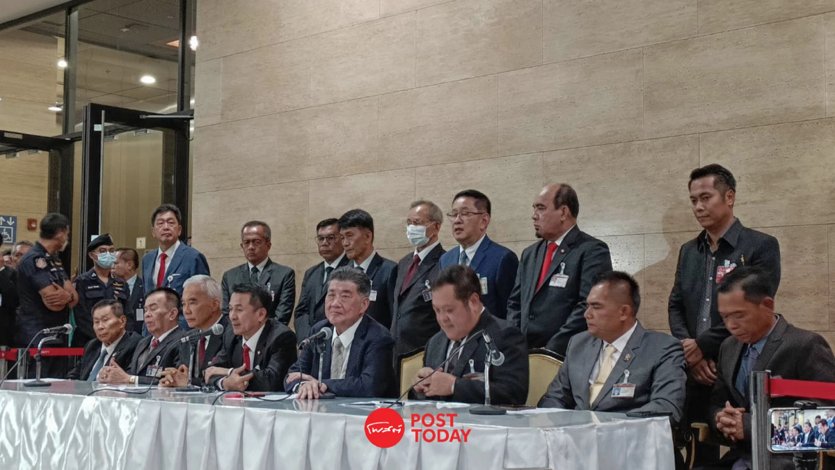 เพื่อไทย ผนึกพรรคเล็กได้ 228เสียง ภูมิธรรม โว บางกลุ่ม จ่อ ร่วมรัฐบาลเพื่อไทย เพื่อไทย ผนึกพรรคเล็กได้ 228เสียง ภูมิธรรม โว บางกลุ่ม จ่อ ร่วมรัฐบาลเพื่อไทย