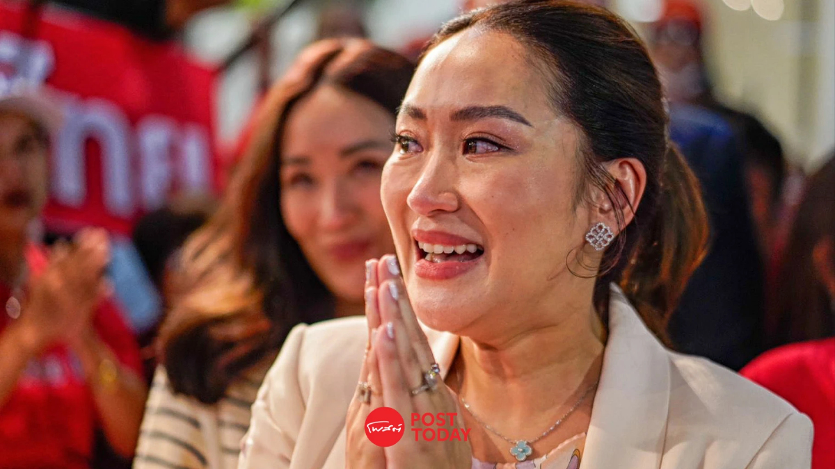 'แพทองธาร' น้ำตาปริ่มวันเกิดเผยพ่อส่งดอกไม้อวยพรแล้วพบกัน22ส.ค.66 'แพทองธาร' น้ำตาปริ่มวันเกิดเผยพ่อส่งดอกไม้อวยพรแล้วพบกัน22ส.ค.66