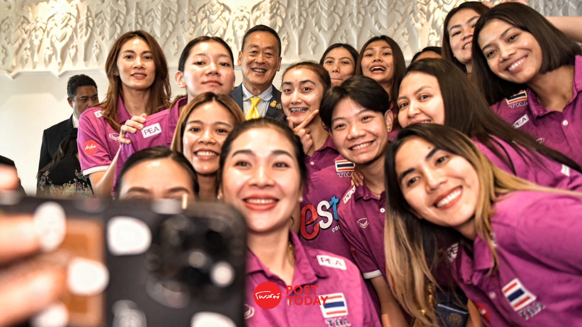 นักวอลเลย์บอลหญิงทีมชาติไทย เข้ารับโอวาท “เศรษฐา” เตรียมลุยโอลิมปิก นักวอลเลย์บอลหญิงทีมชาติไทย เข้ารับโอวาท “เศรษฐา” เตรียมลุยโอลิมปิก
