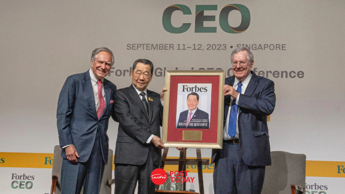 "ธนินท์ เจียรวนนท์" รับรางวัลนักธุรกิจเกียรติยศจาก Forbes "ธนินท์ เจียรวนนท์" รับรางวัลนักธุรกิจเกียรติยศจาก Forbes