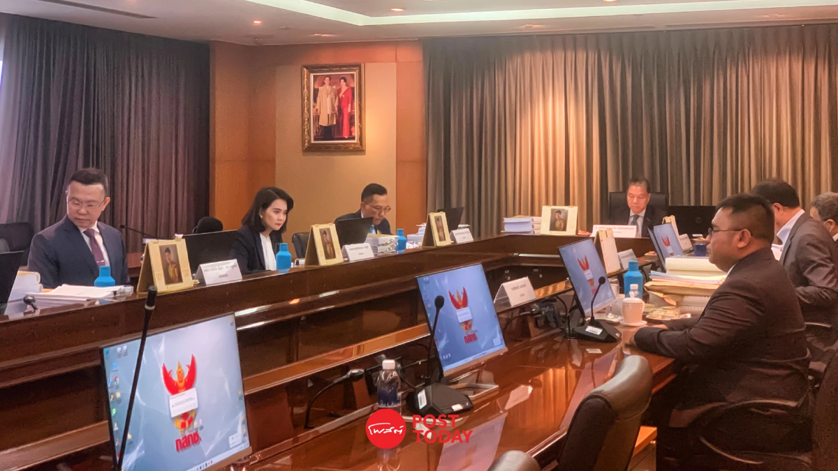 7 กสทช.ปรองดองประชุมบอร์ดเสียงตามสายเคาะวาระเร่งด่วน 28 เรื่อง 7 กสทช.ปรองดองประชุมบอร์ดเสียงตามสายเคาะวาระเร่งด่วน 28 เรื่อง