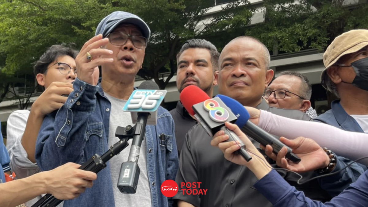 “จตุพร-ทนายนกเขา” ร่วมปราศรัยม็อบหนุนปาเลสไตน์ ยันไม่เลือกข้าง “จตุพร-ทนายนกเขา” ร่วมปราศรัยม็อบหนุนปาเลสไตน์ ยันไม่เลือกข้าง