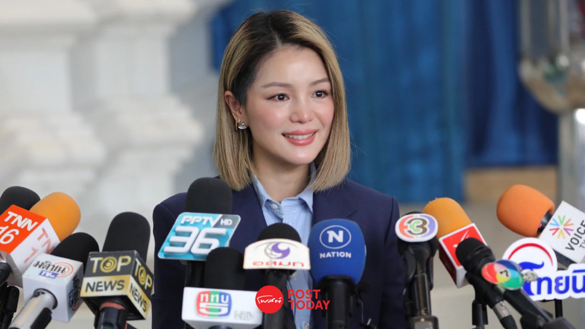 'มาดามเดียร์'เสนอตัวชิงเก้าอี้หัวหน้าปชป.คนใหม่ฟื้นอุดมการณ์พรรค 'มาดามเดียร์'เสนอตัวชิงเก้าอี้หัวหน้าปชป.คนใหม่ฟื้นอุดมการณ์พรรค