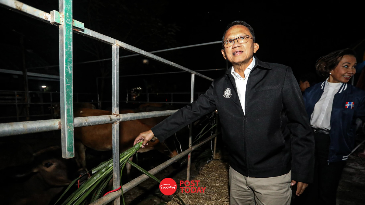 สมศักดิ์ ลุยแก้จนชายแดนใต้หนุน”ปลูกทุเรียน-เลี้ยงโค-ไก่-แพะ-ปูทะเล” สมศักดิ์ ลุยแก้จนชายแดนใต้หนุน”ปลูกทุเรียน-เลี้ยงโค-ไก่-แพะ-ปูทะเล”