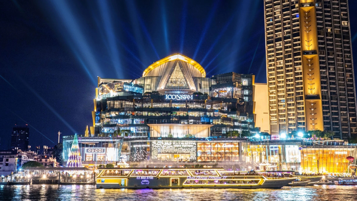 ไอคอนสยาม รุ่งโรจน์ด้วยวิจิตรแห่งศรัทธา” ในงาน VIJIT CHAO PHRAYA 2023 ไอคอนสยาม รุ่งโรจน์ด้วยวิจิตรแห่งศรัทธา” ในงาน VIJIT CHAO PHRAYA 2023