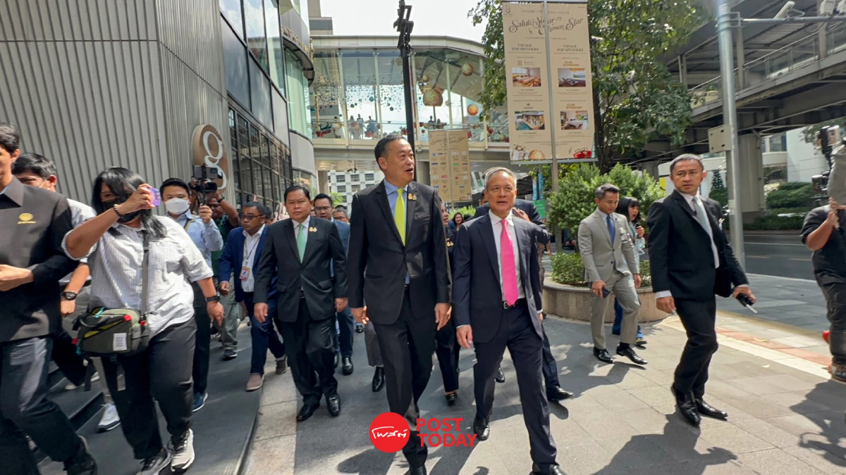นายกเดินแยกราชประสงค์ เช็คสถานการณ์ฝุ่น เร่งเปลี่ยนผ่านไปใช้รถ EV นายกเดินแยกราชประสงค์ เช็คสถานการณ์ฝุ่น เร่งเปลี่ยนผ่านไปใช้รถ EV