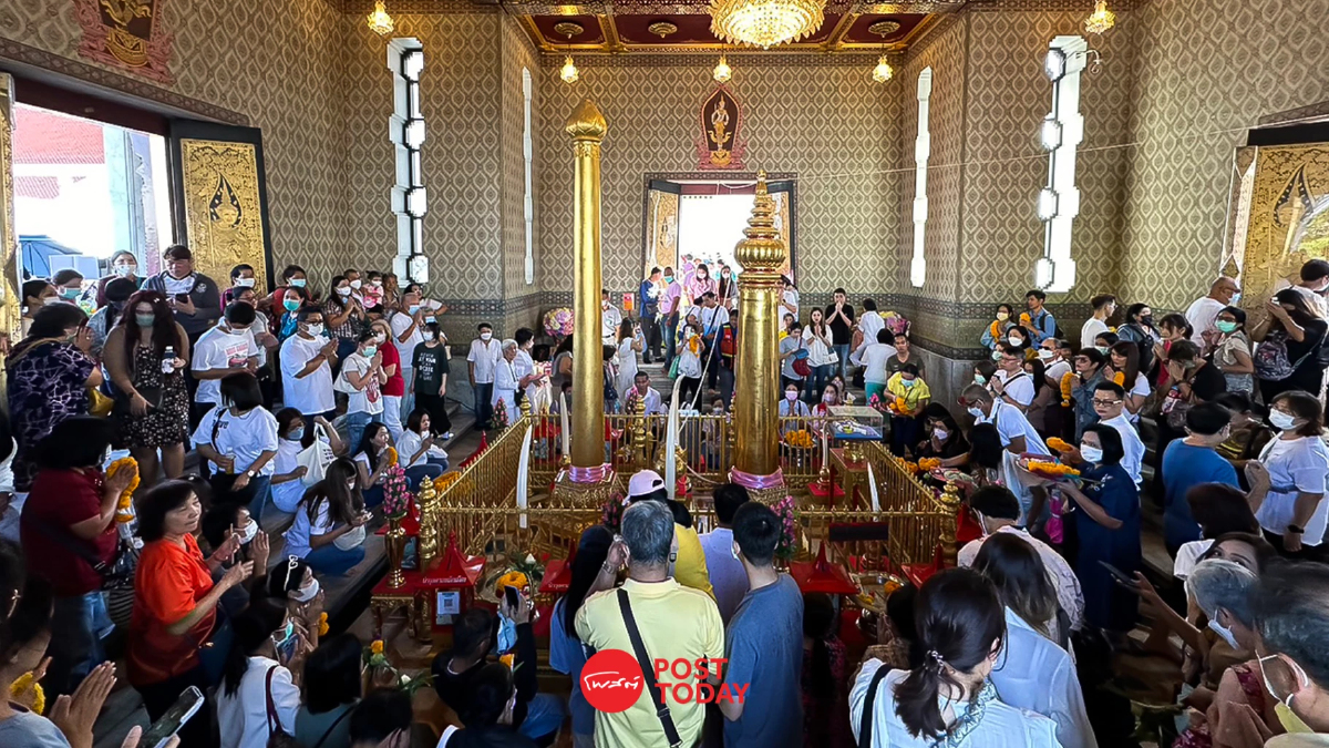 คนไทยแห่ไหว้ ศาลหลักเมือง เสริมสิริมงคลรับปีใหม่ 2567 คนไทยแห่ไหว้ ศาลหลักเมือง เสริมสิริมงคลรับปีใหม่ 2567